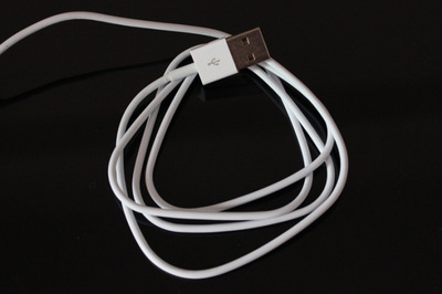 探秘义乌商贸城 手机数据线背后的产业力量